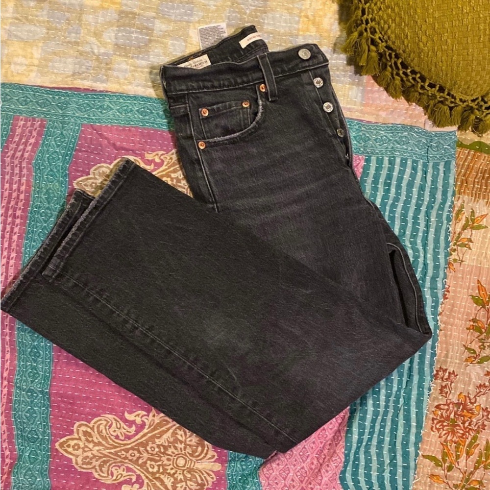 Levi’s Ribcage Straight